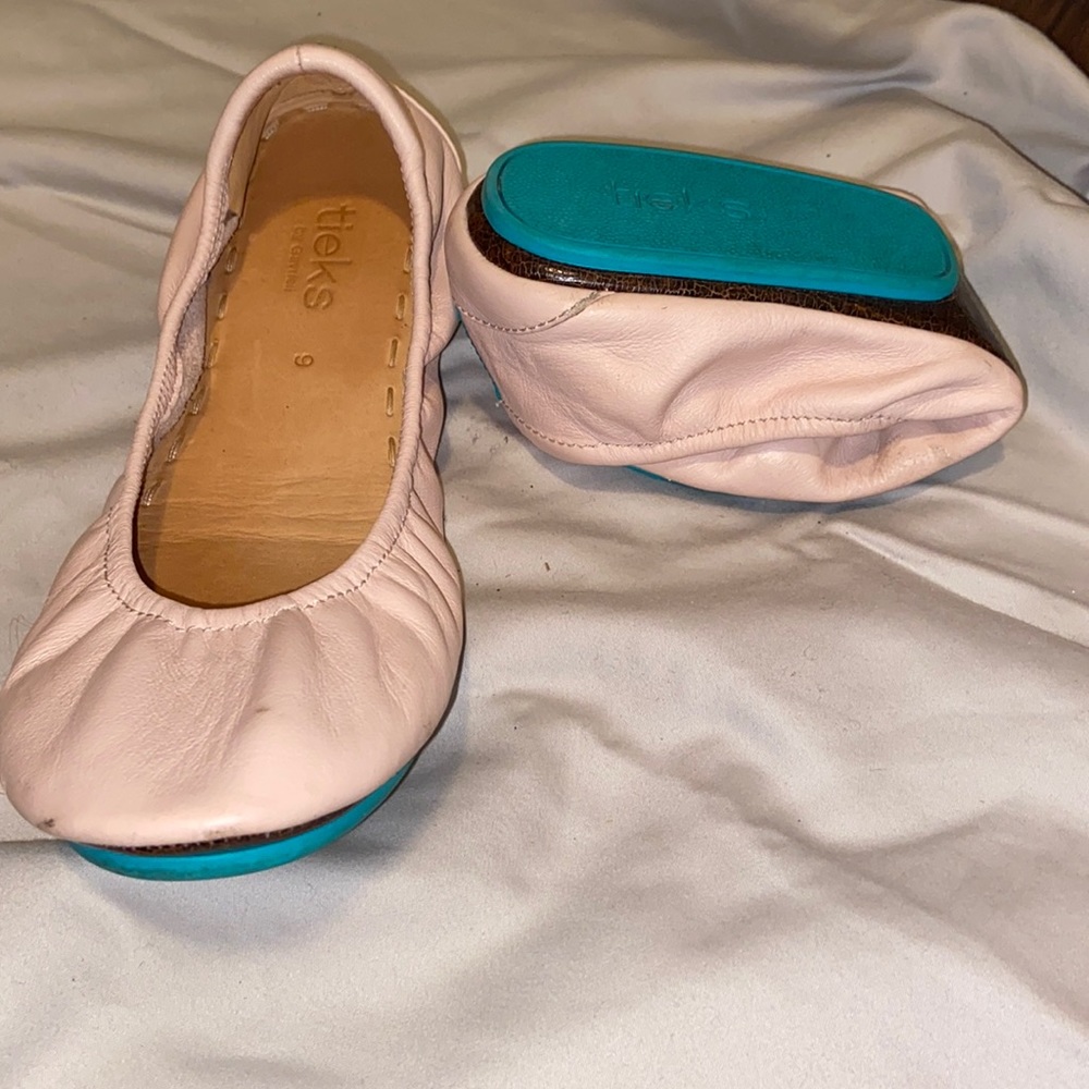 Tieks